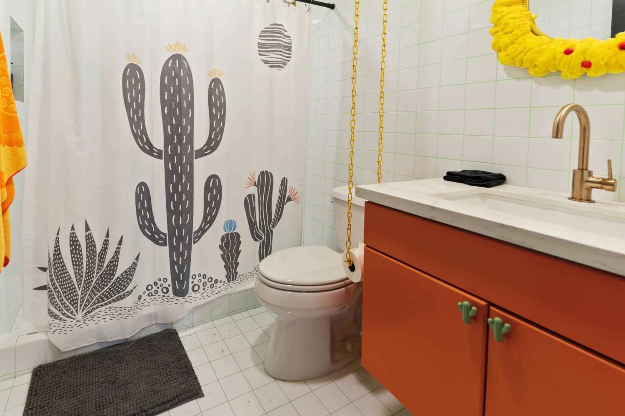 Wisma tamu Charming New Retreat, Prime Location Mins To Dt & Phx Airport